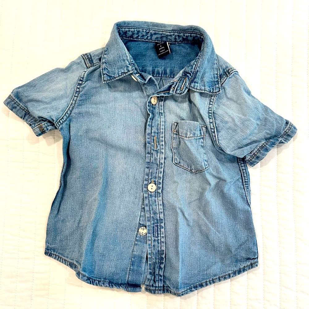 Gap Jean Short-sleeve Button-down 👕